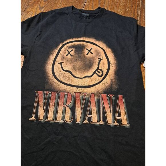 New Nirvana Smiley T-Shirt Small NWT 2025 Retro Band Tee Black Red Cotton - Picture 2 of 4